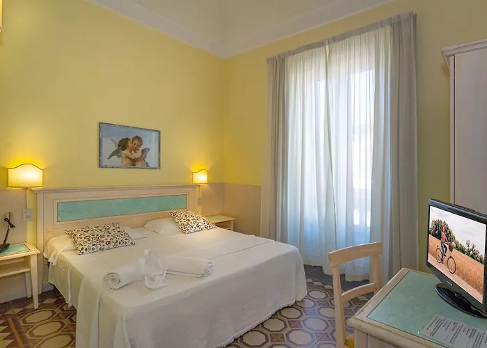 Arcangelo 3* Viareggio