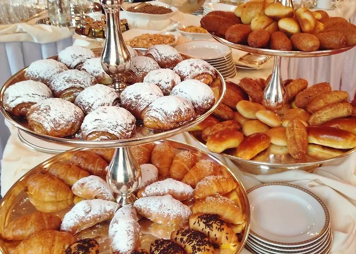 Arcangelo Готель В'яреджо