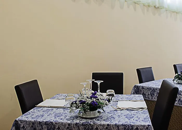 Готель Arcangelo В'яреджо