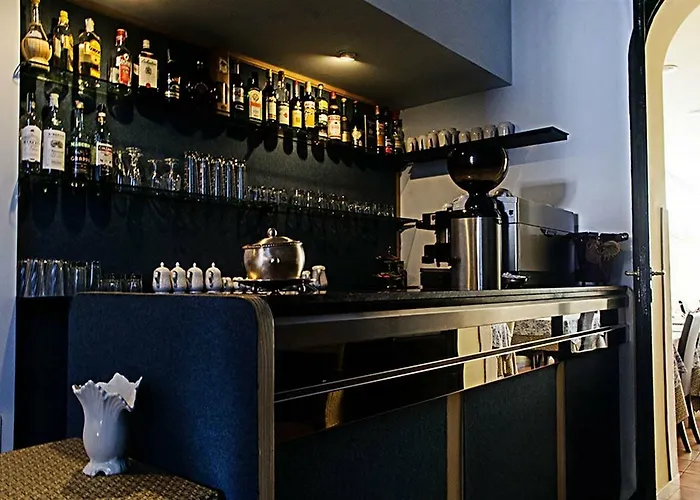 Готель Arcangelo В'яреджо