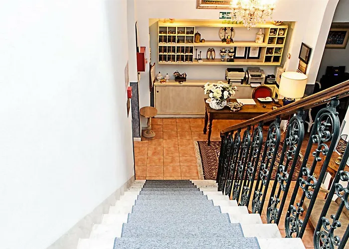 Arcangelo Готель В'яреджо