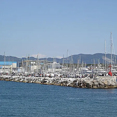 Arcangelo 3* Viareggio