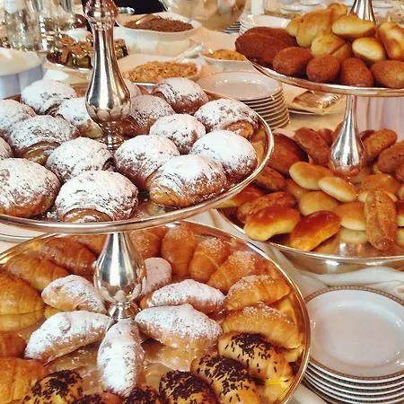 Arcangelo מלון וירג'יו